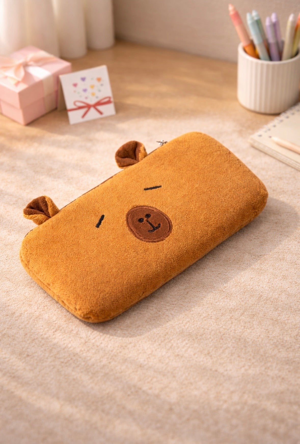 Trousse Capybara Ultra Douce – Cute, Pratique & Spacieuse 🐻